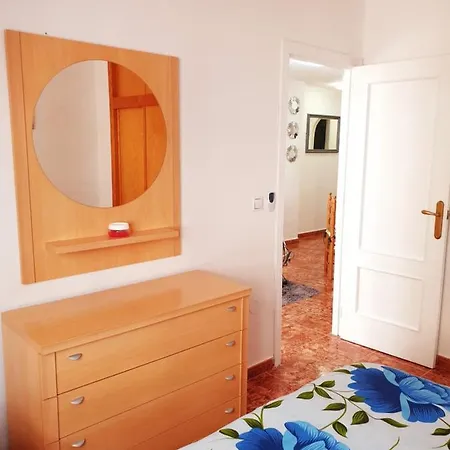 Lovely 2-bed In Near Beach Apartamento