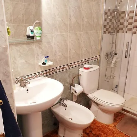 Apartamento Lovely 2-bed In Near Beach *