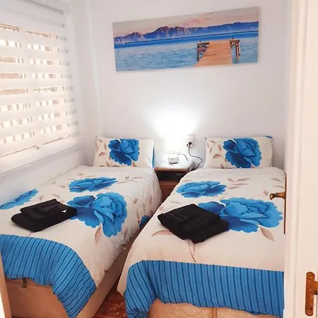 Lovely 2-bed In Near Beach * Torrevieja